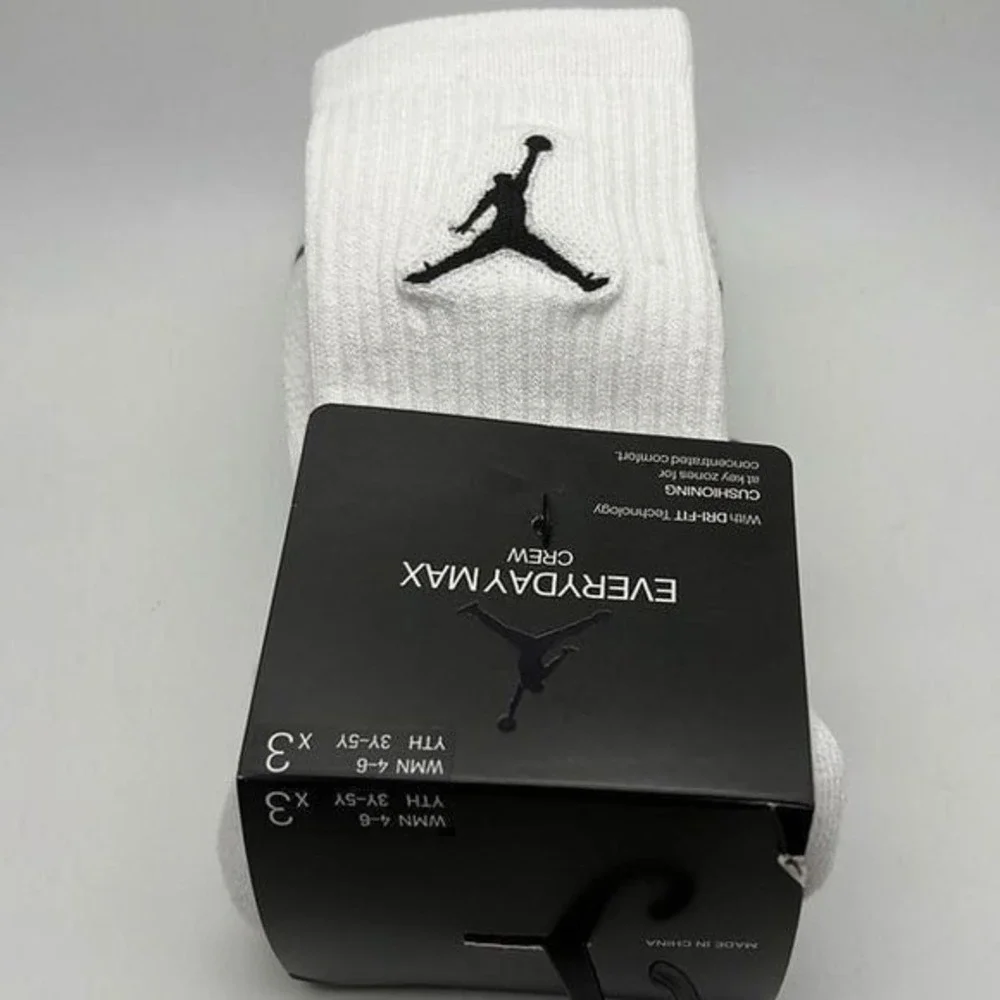 Nike Jordan Everyday Max Unisex Crew Socks (3‎ Pack) Women 4-6 Small NWT
